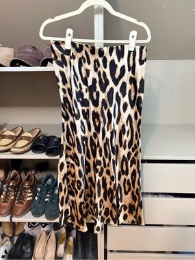 H&M Leopard Print Silk-feel Midi Skirt in Brown & Black